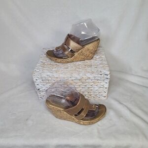 B.O.C. Born Metallic Y3K Wedge Sandals Retro 90s Resortwear Summer Size 7 Gold